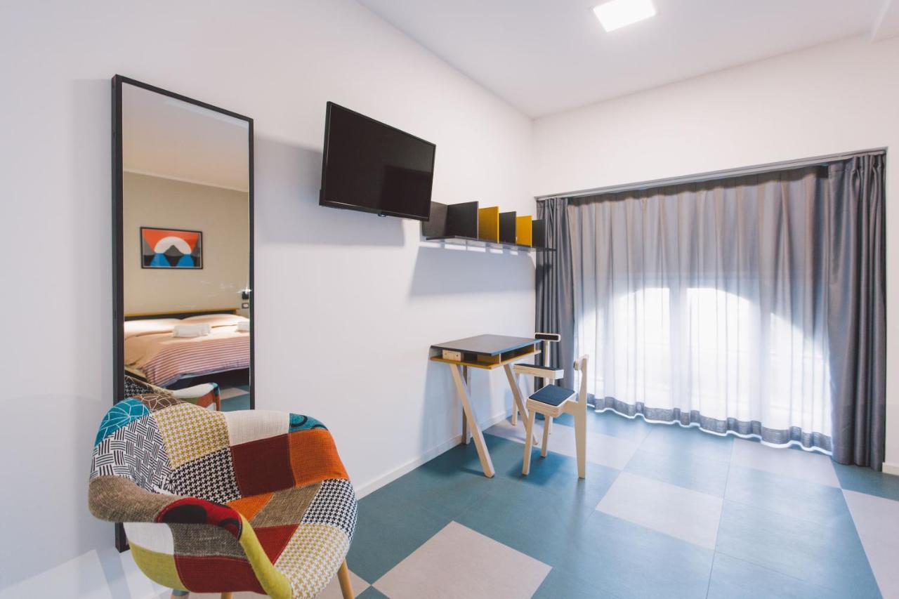 New Apartment With Patio Syrakus Exterior foto